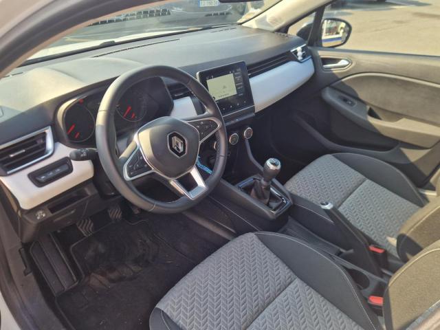 Renault Clio image 8