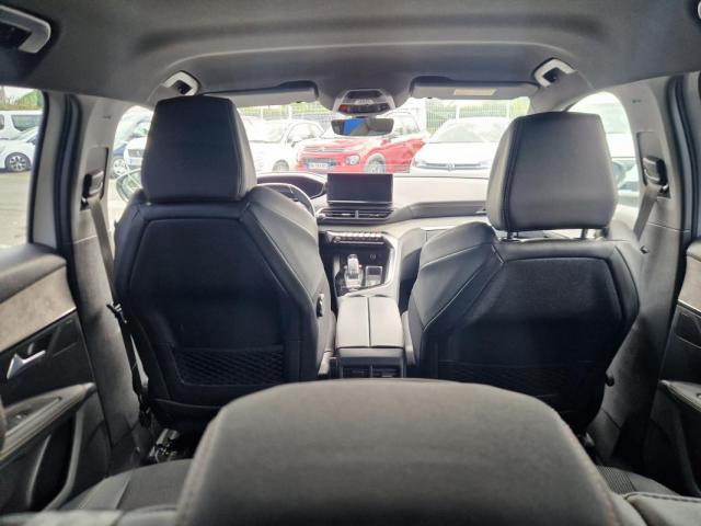 Peugeot 3008 image 1