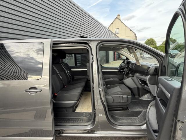Peugeot Expert image 2