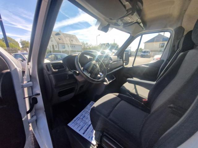 Renault Master image 6