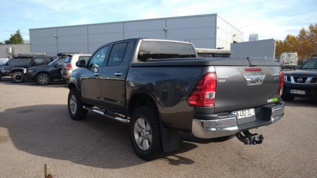 Toyota Hilux image 1