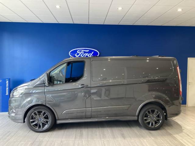 Ford Transit image 1