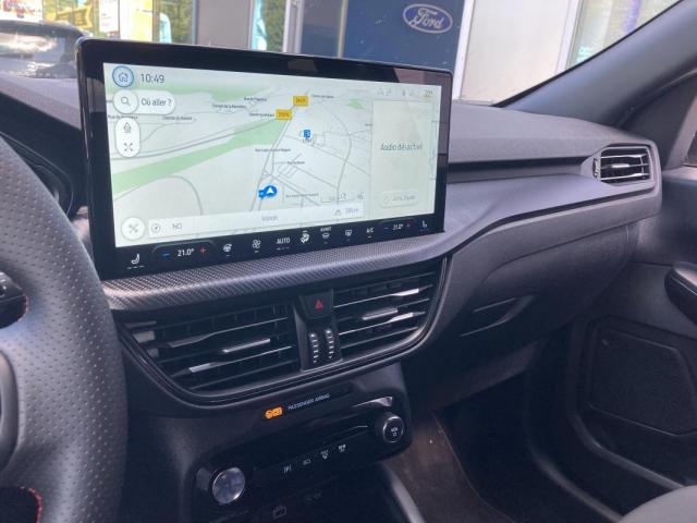 Ford Kuga image 1