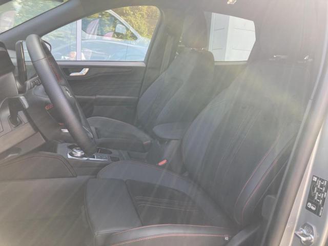 Ford Kuga image 4