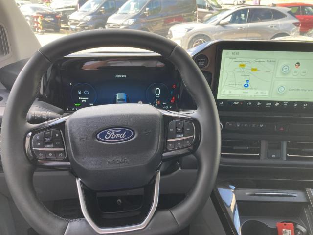 Ford Tourneo image 6