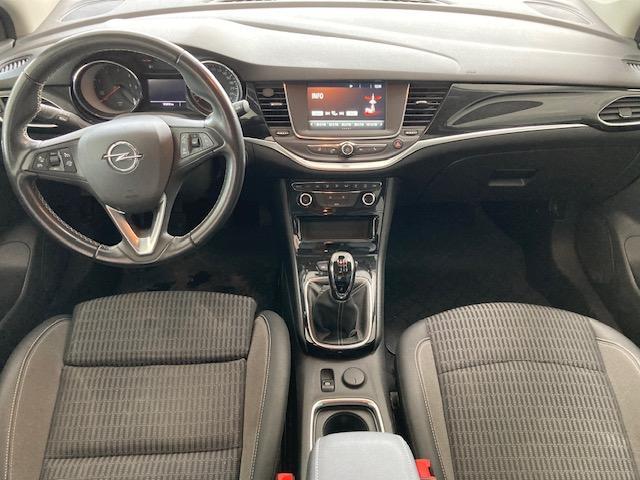 Opel Astra image 8