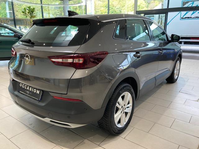 Opel Grandland image 2