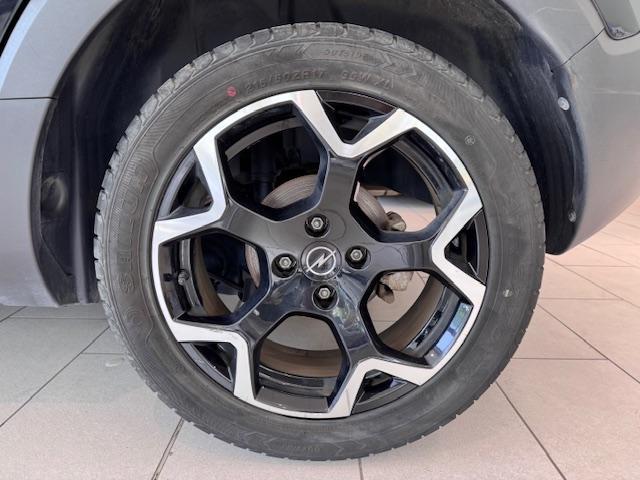 Opel Crossland image 2