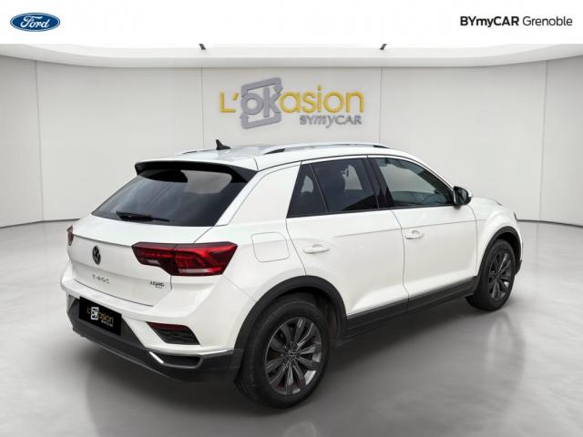 Volkswagen T-Roc image 6