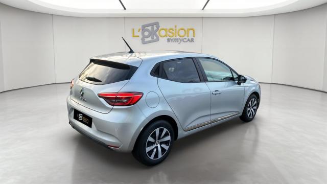 Renault Clio image 9