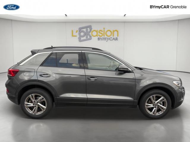 Volkswagen T-Roc image 2