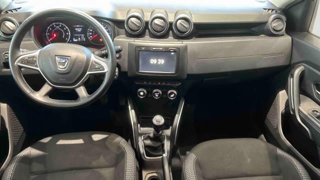 Dacia Duster image 9
