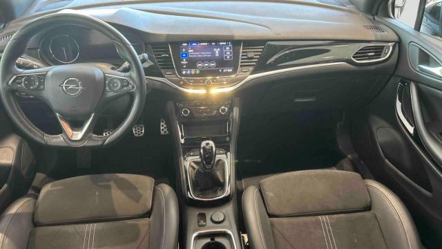 Opel Astra image 9