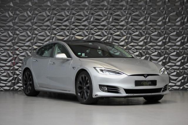 Tesla Model S image 1