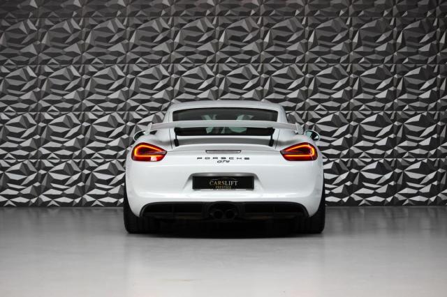 Porsche Cayman image 3