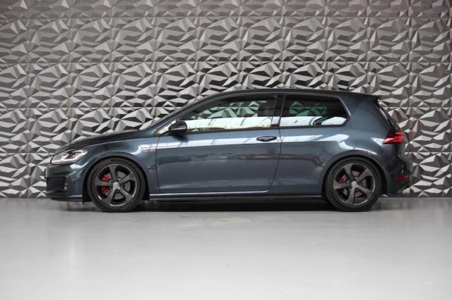 Volkswagen Golf image 3