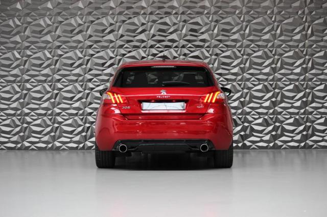 Peugeot 308 image 2