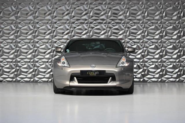 Nissan 370z image 7
