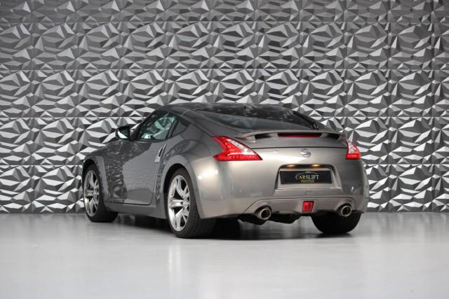 Nissan 370z image 1