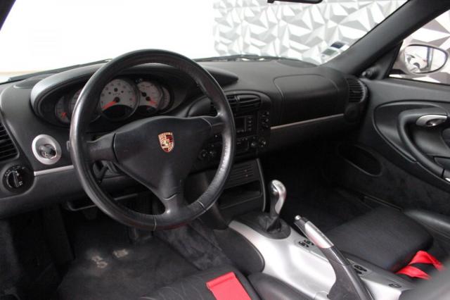 Porsche 911 image 6