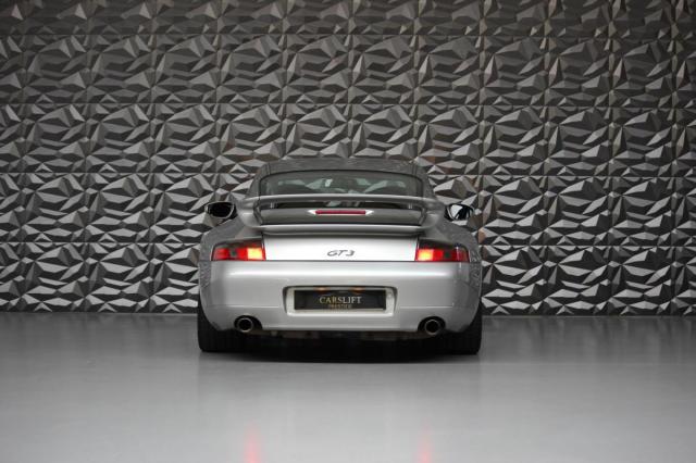 Porsche 911 image 7