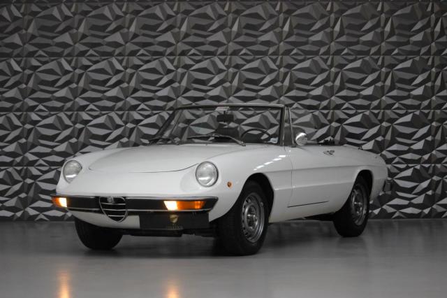 Alfa Romeo Spider 1600 Coda Tronca