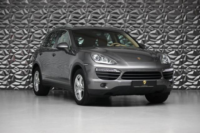 Porsche Cayenne image 4