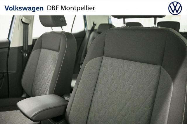 Volkswagen T-Cross image 2