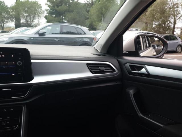 Volkswagen T-Roc image 7