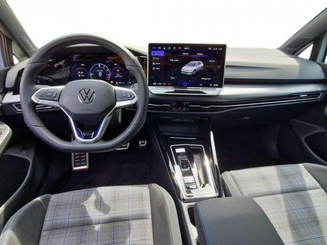 Volkswagen Golf image 3