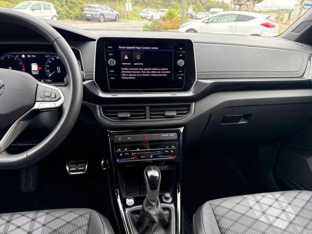Volkswagen T-Cross image 1