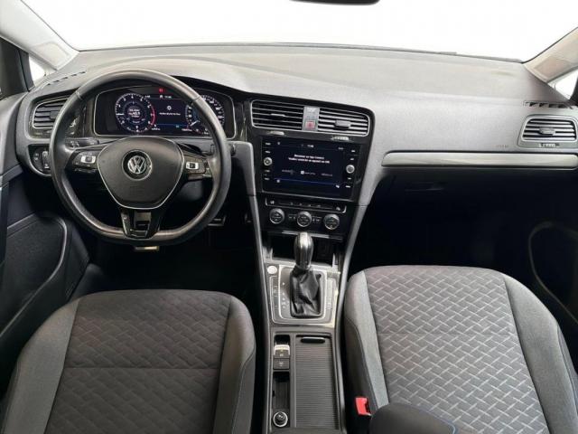 Volkswagen Golf image 4