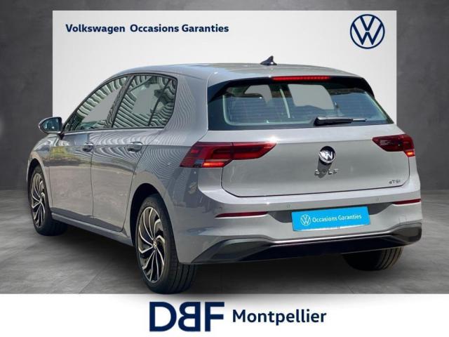 Volkswagen Golf image 6