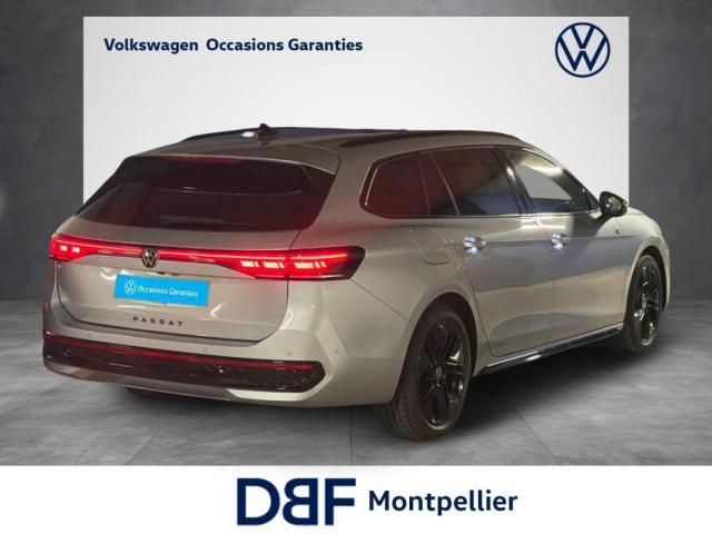 Volkswagen Passat image 1