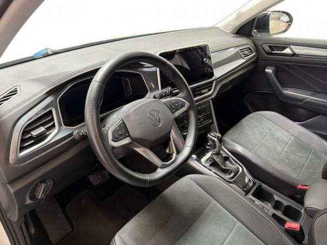 Volkswagen T-Roc image 7
