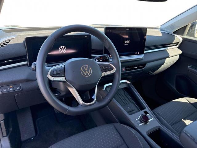 Volkswagen T-Roc image 6