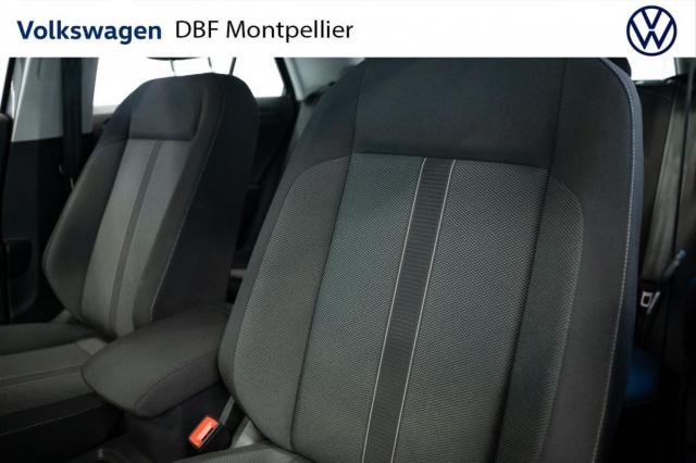Volkswagen T-Roc image 6