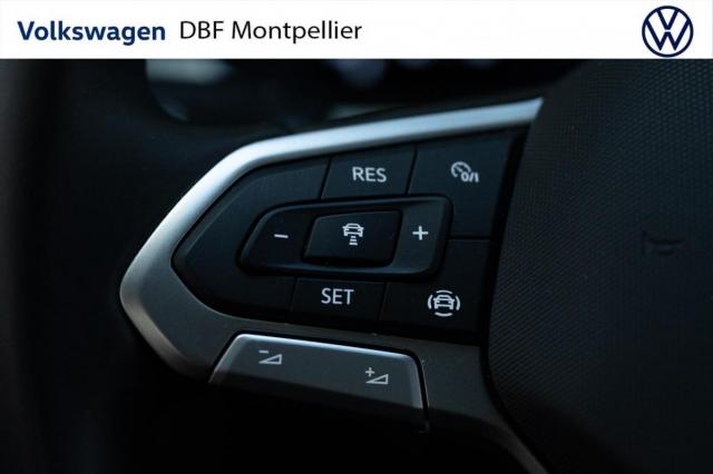 Volkswagen T-Roc image 9