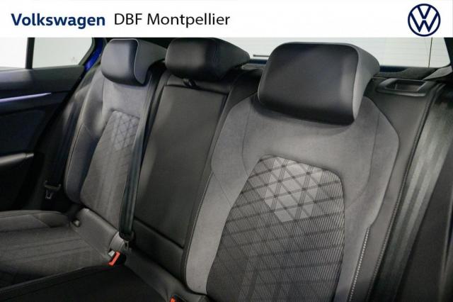 Volkswagen Golf image 9