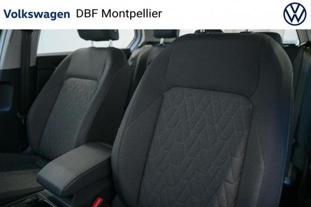 Volkswagen Golf image 6