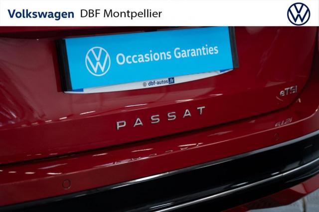 Volkswagen Passat image 2