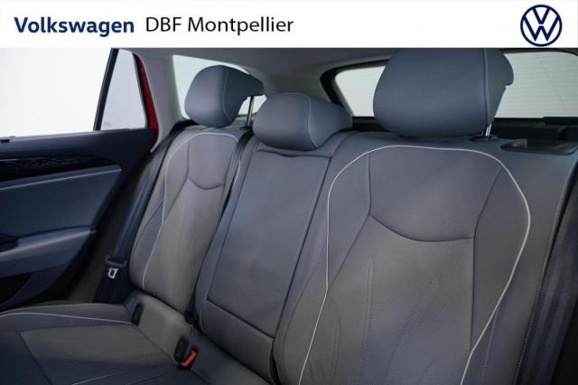 Volkswagen Passat image 7