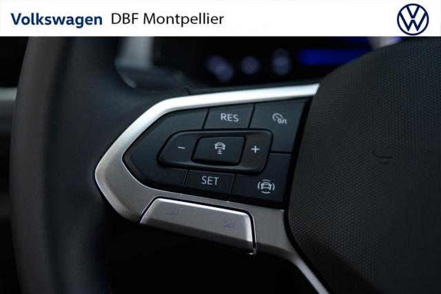 Volkswagen T-Roc image 2