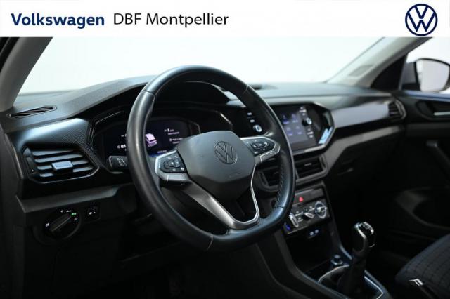 Volkswagen T-Cross image 2
