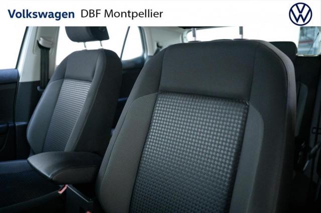 Volkswagen T-Cross image 2