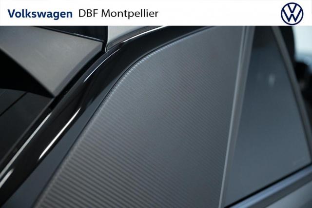 Volkswagen T-Roc image 6