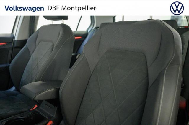 Volkswagen Golf image 8