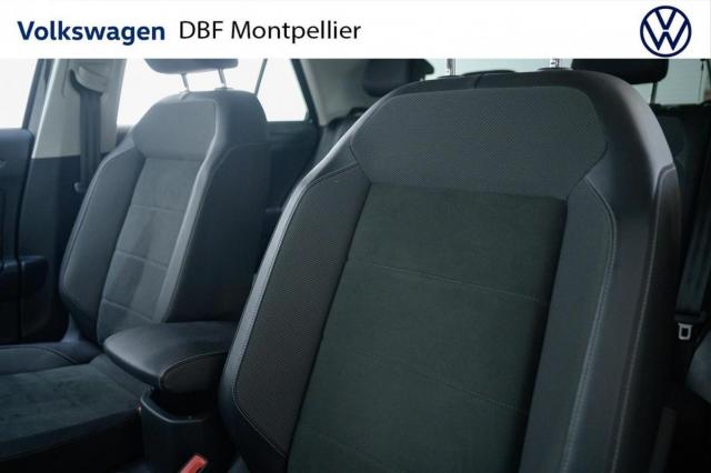 Volkswagen T-Roc image 2
