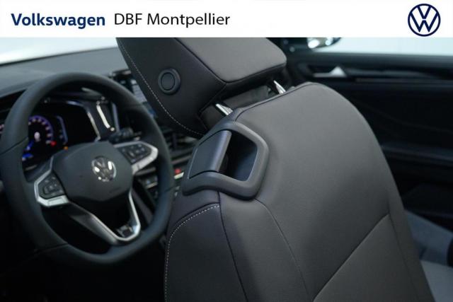 Volkswagen T-Roc image 2