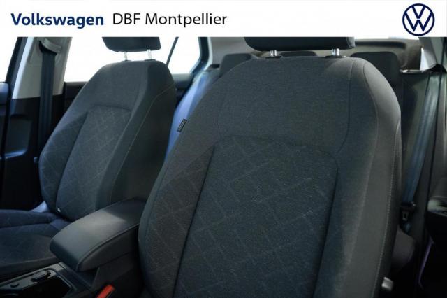 Volkswagen Golf image 9